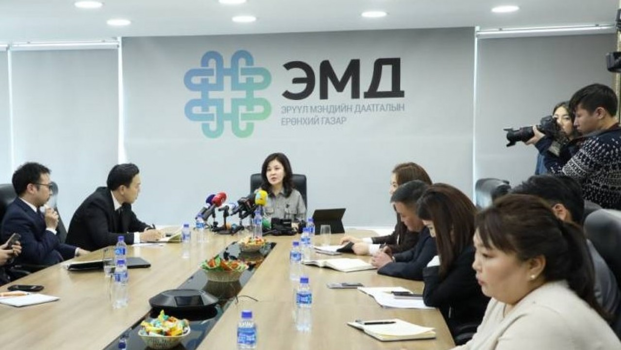 ЭМДЕГ-ын удирдлагууд Дэлхийн банкны эрүүл мэндийн зөвлөхүүдтэй уулзлаа