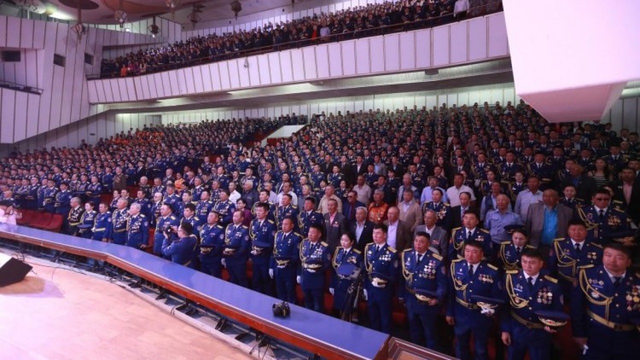 У.Хүрэлсүх: Онцгой байдлын албаны албан хаагчдын нийгмийн асуудлыг шат дараатай шийдвэрлэнэ