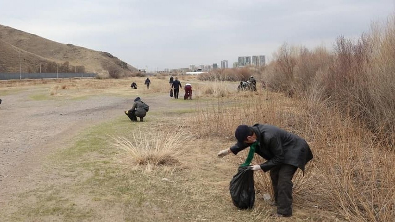 Улаанбаатарыг ундаалагч ХАТАН ТУУЛ голоо цэвэрлэж байна