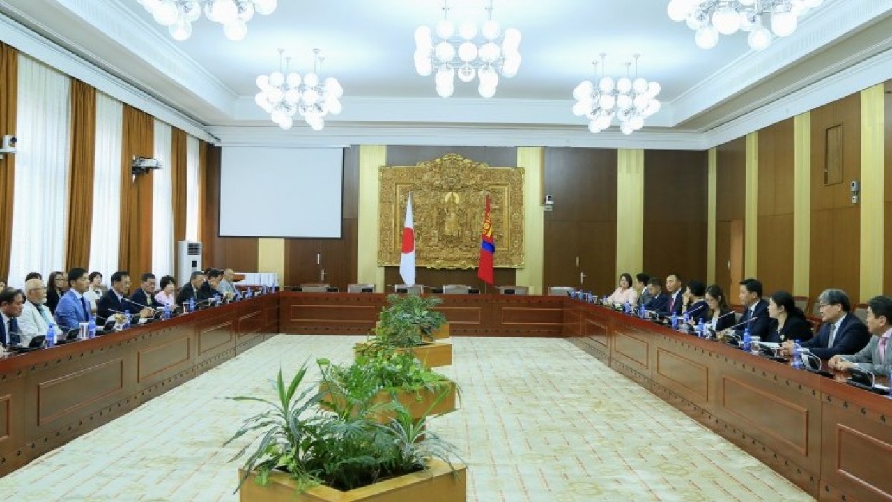 “Токио олимп сан”-д 50 сая төгрөгийн хандив өргөлөө