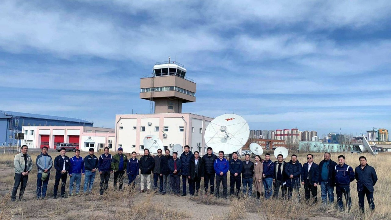 МЭДЭЭЛЭЛ ДАМЖУУЛАХ IP VSAT СИСТЕМИЙГ БҮРЭН СУУРИЛУУЛЖ, АГААРЫН НАВИГАЦИЙН ҮЙЛЧИЛГЭЭНД АШИГЛАЖ ЭХЭЛЛЭЭ