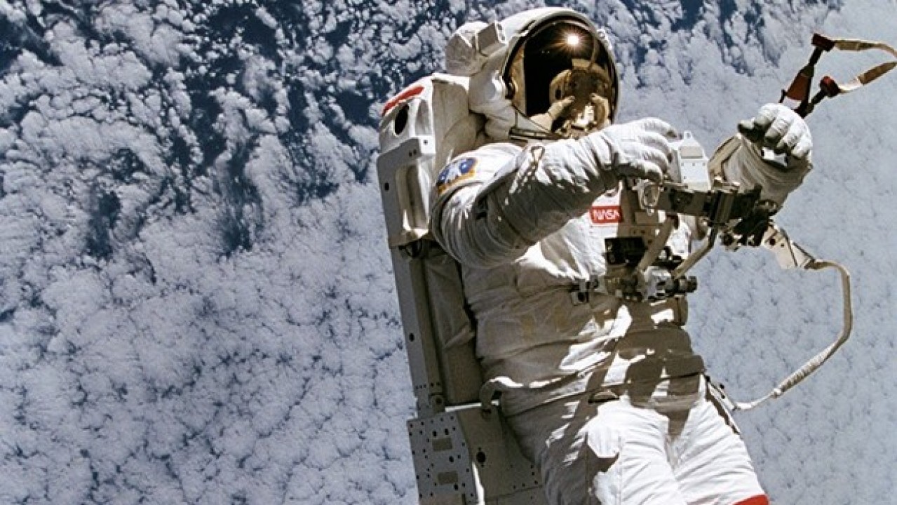 Хэрхэн NASA-н сансрын нисэгч болох вэ?
